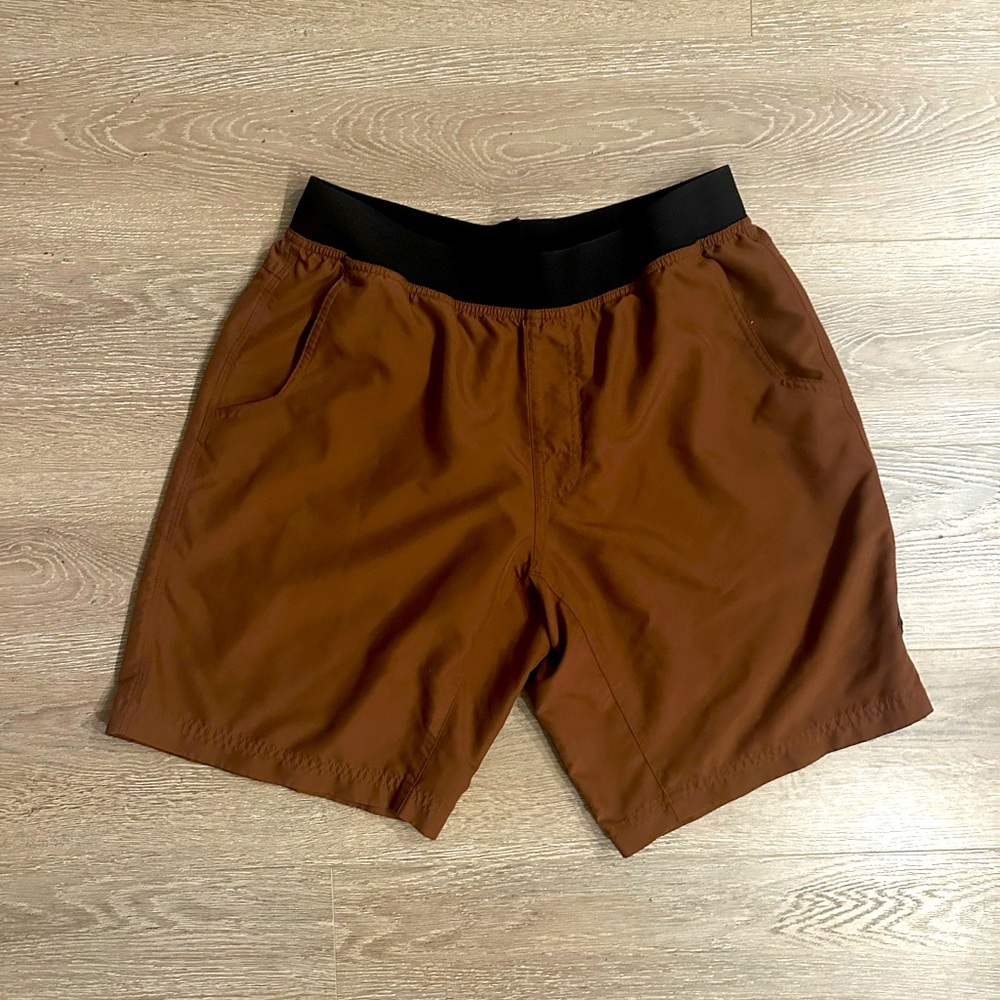 Prana rust colored yoga Shorts with Black Waistband